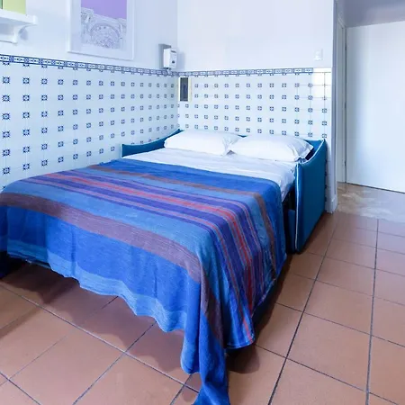 Milan Flat 5 Min From Duomo With Park For Small Cars-3
